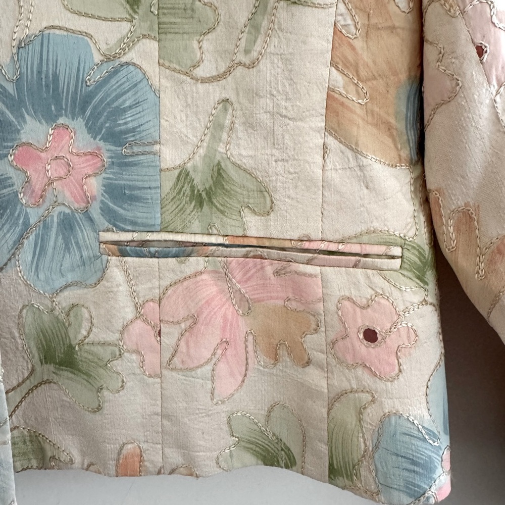 Burberry Hand-Painted Silk Floral Jacket Vintage 1990’s Size 8P - Picture 3 of 7